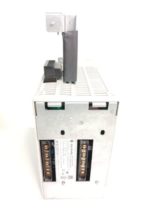 2094-BM05-M - KINETIX 6500/6200 - Módulo de potência AM, classe de 400 V, 49 A (0-pk) - Imagem 5